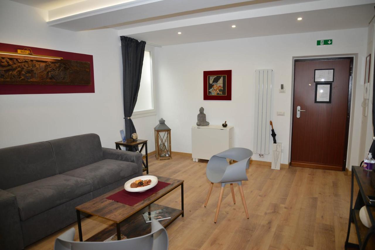 Fidia Palace Claudia'S Apartment Colosseo Roma Ngoại thất bức ảnh