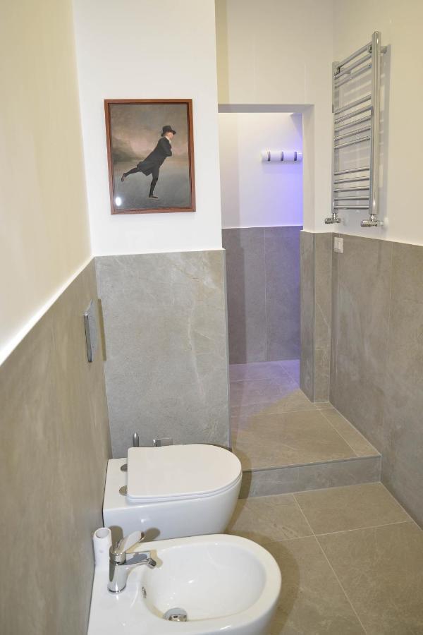 Fidia Palace Claudia'S Apartment Colosseo Roma Ngoại thất bức ảnh