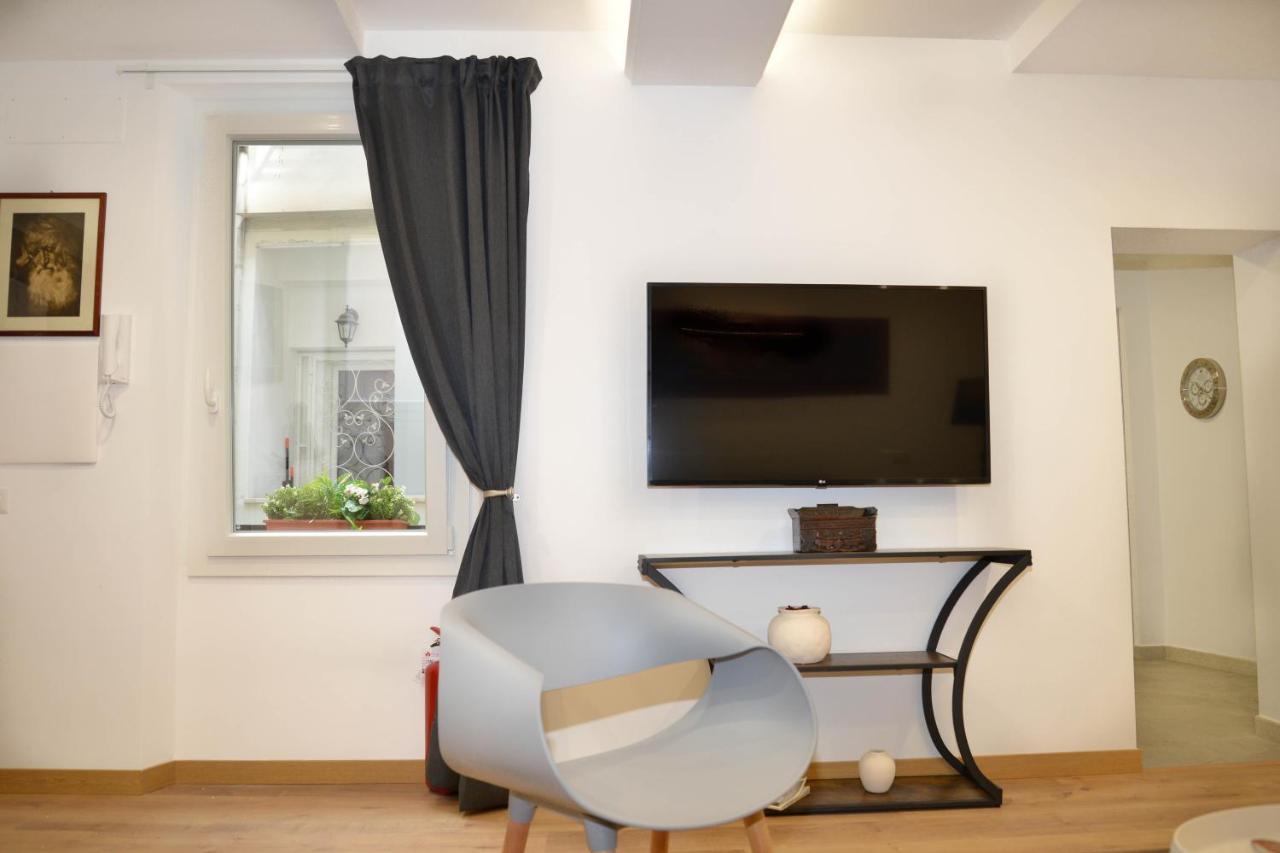 Fidia Palace Claudia'S Apartment Colosseo Roma Ngoại thất bức ảnh